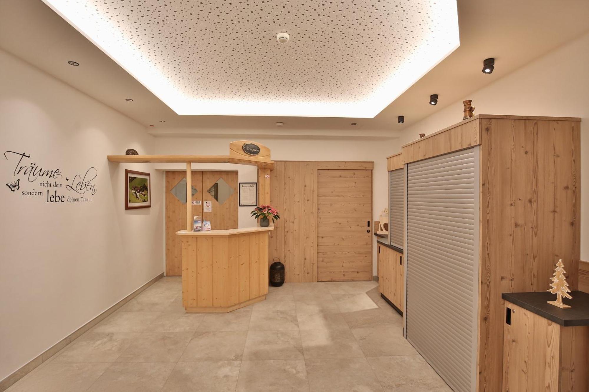 Jugendpension Muellauerhof ザールバッハ・ヒンターグレム エクステリア 写真