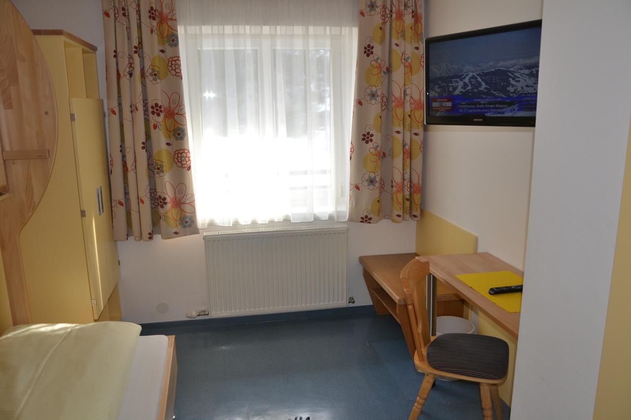 Jugendpension Muellauerhof ザールバッハ・ヒンターグレム 部屋 写真